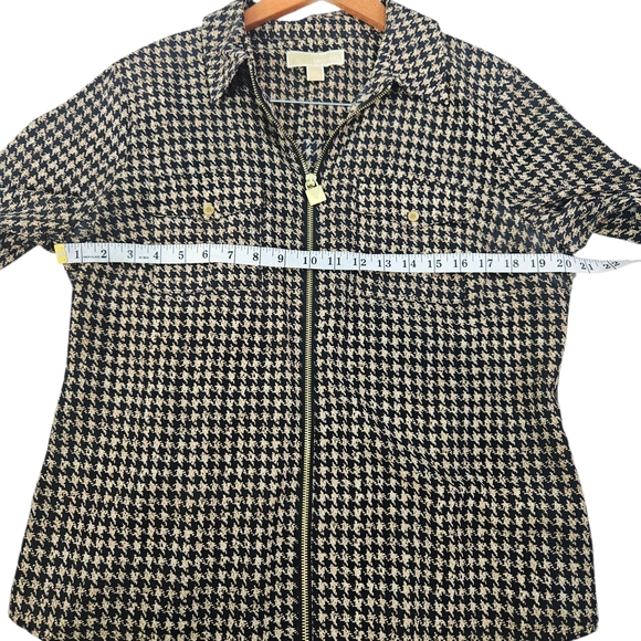 MICHAEL Michael Kors Black and Tan Houndstooth Zip Blouse - Picture 9 of 11
